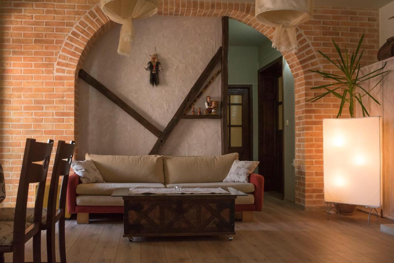The Sunny Guest House Of Veliko Tarnovo-Amazing View, Top Location 외부 사진