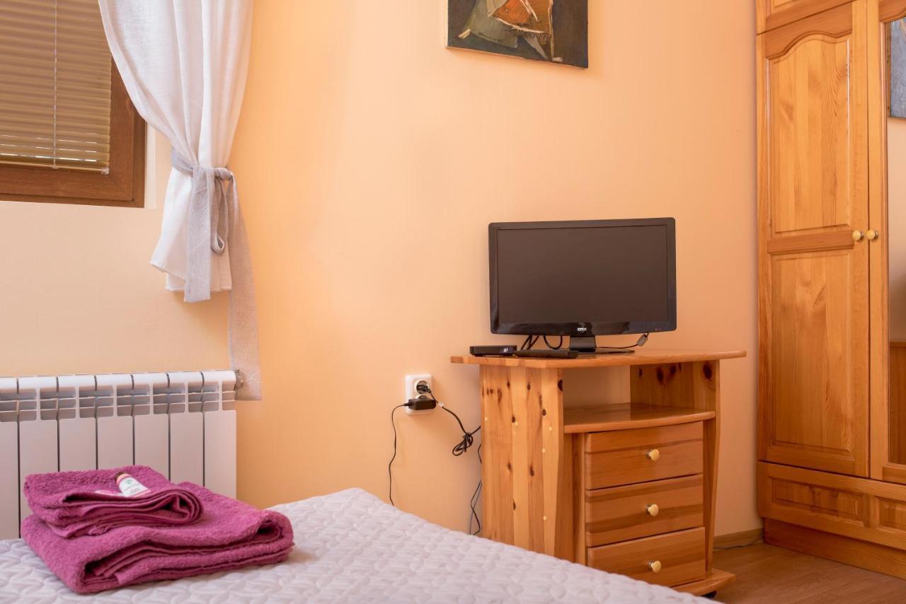 The Sunny Guest House Of Veliko Tarnovo-Amazing View, Top Location 외부 사진
