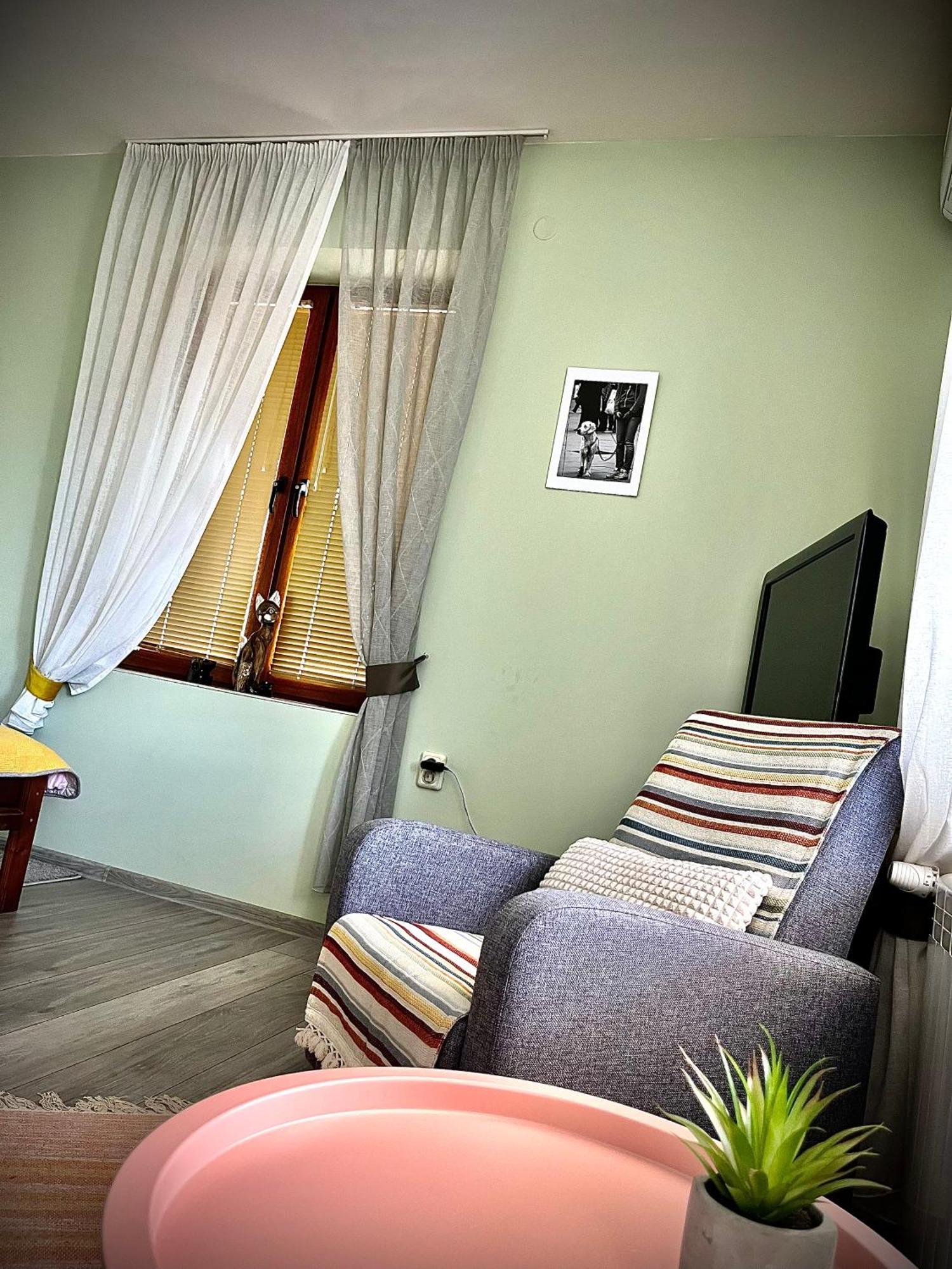 The Sunny Guest House Of Veliko Tarnovo-Amazing View, Top Location 외부 사진